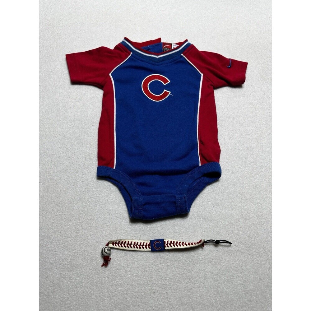 Chicago Cubs Nike Team Infant One-piece Unisex 3/6 Months Plus Bracelet
